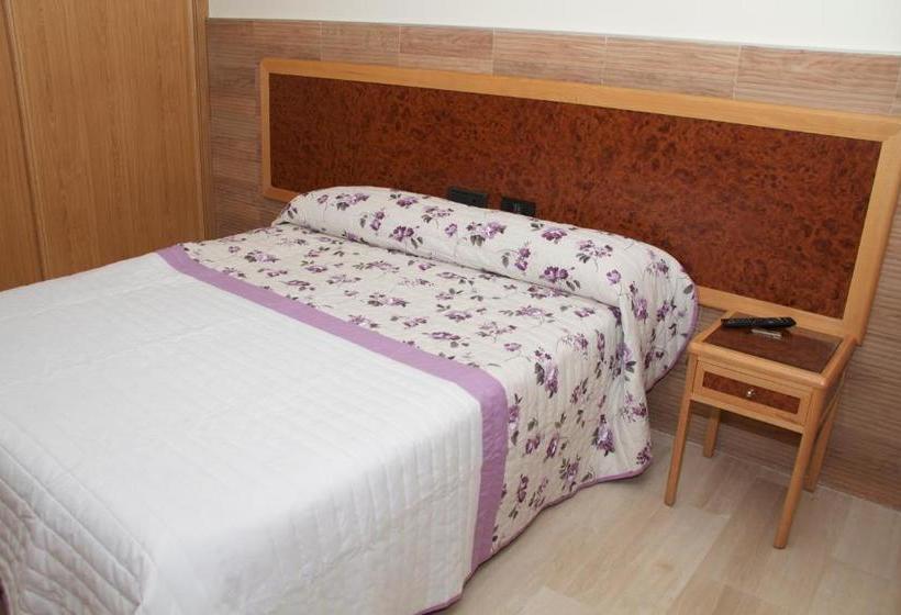 فندق فئة نجمة واحدة Domus Viatoris