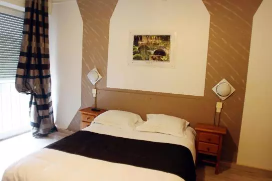 Hotel Aux Deux Etoiles