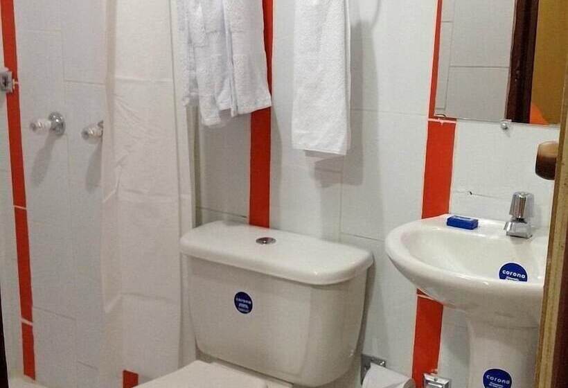 호텔 B & B Grand Royal Inn