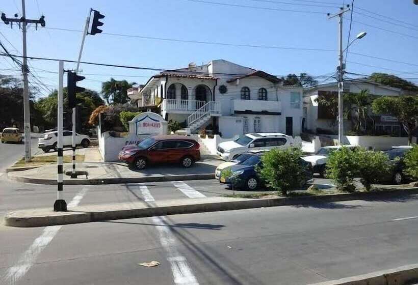 호텔 B & B Grand Royal Inn