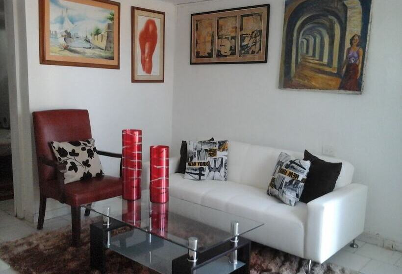 호텔 B & B Grand Royal Inn