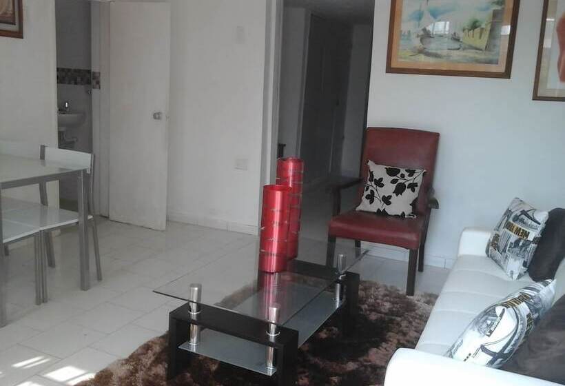 호텔 B & B Grand Royal Inn