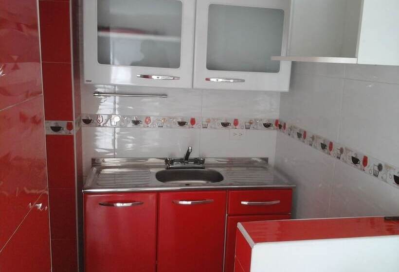 호텔 B & B Grand Royal Inn