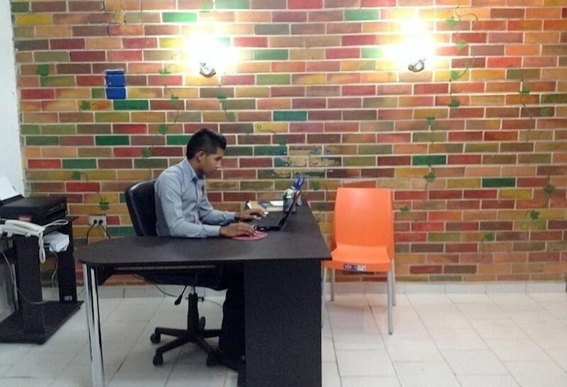 호텔 B & B Grand Royal Inn