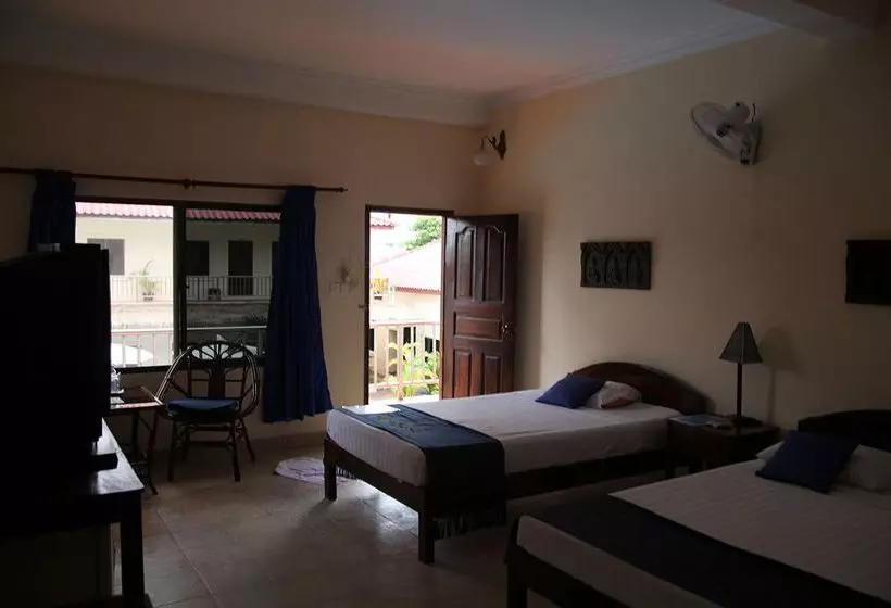 Hotel Beach Club Resort