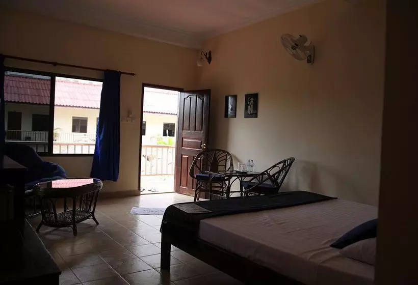 Hotel Beach Club Resort