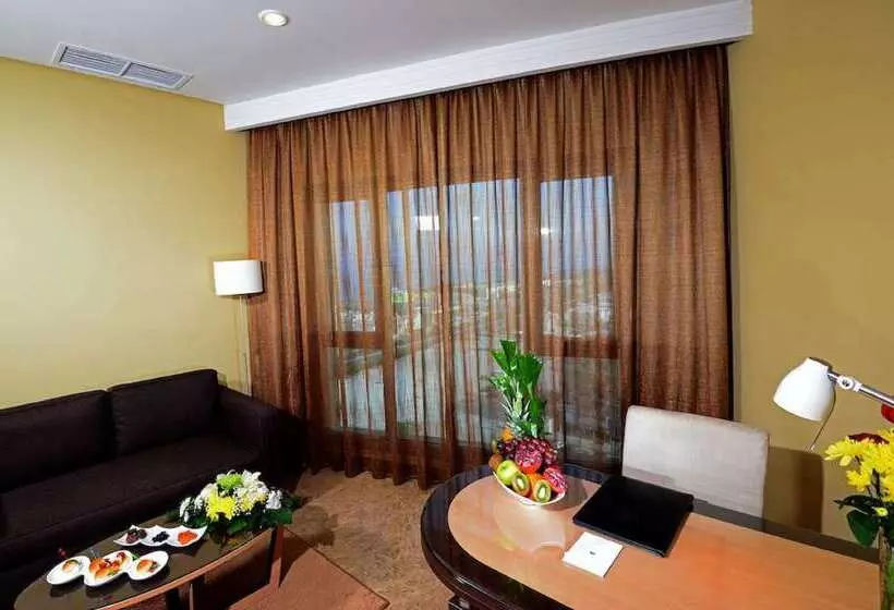 Отель Best Western Plus Mahboula