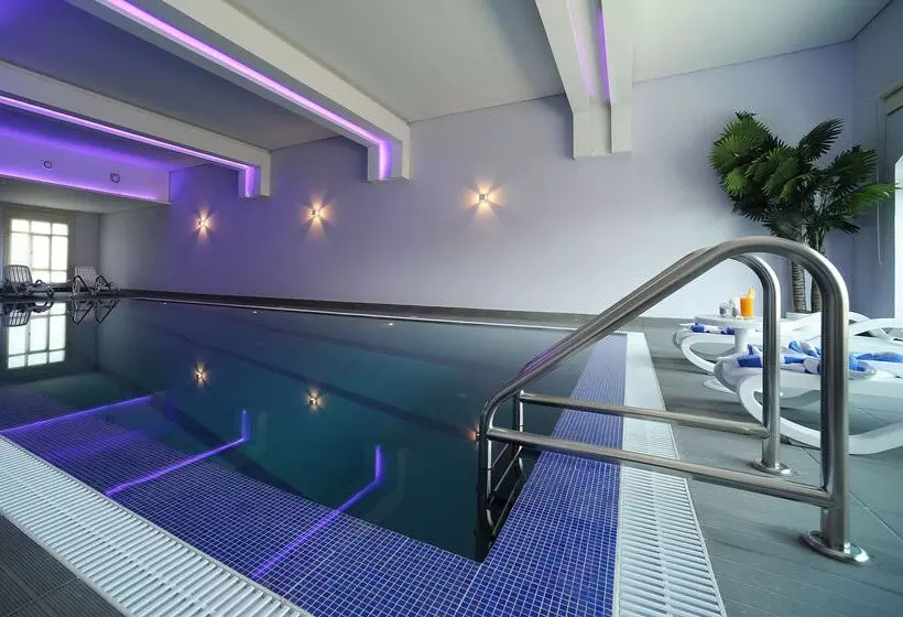 Отель Best Western Plus Mahboula