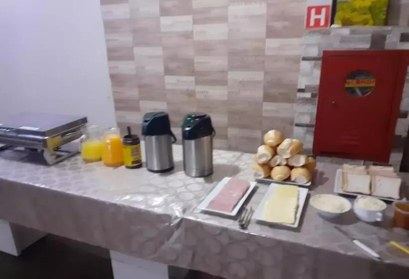 בית מלון כפרי Carol Palace