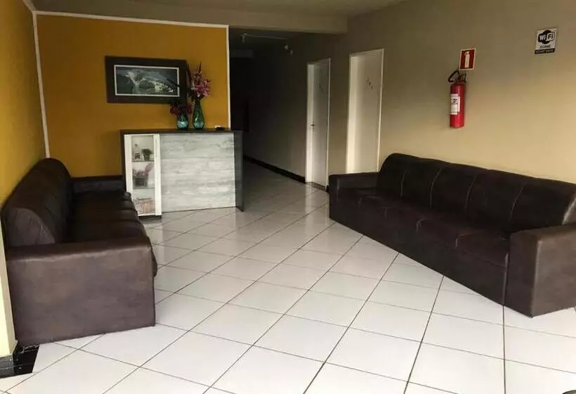 בית מלון כפרי Carol Palace