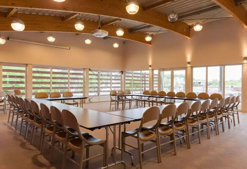 Отель Charme Hôtel Et Spa, Montbéliard Sud