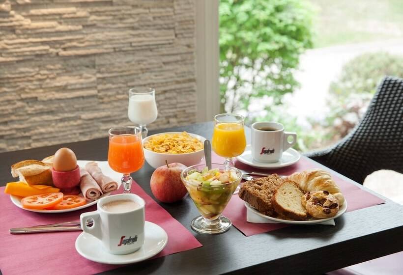 호텔 Charme Hôtel Et Spa, Montbéliard Sud