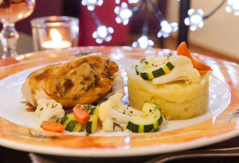 호텔 Charme Hôtel Et Spa, Montbéliard Sud