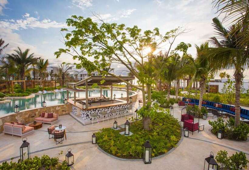 فندق Conrad Punta De Mita