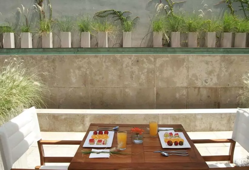 Hotelli Dazzler By Wyndham Buenos Aires Palermo