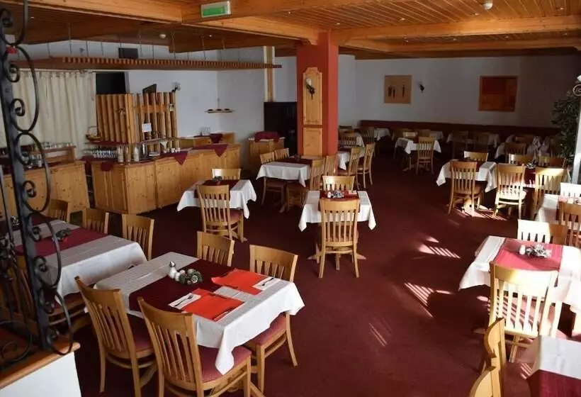 Szálloda Des Masques