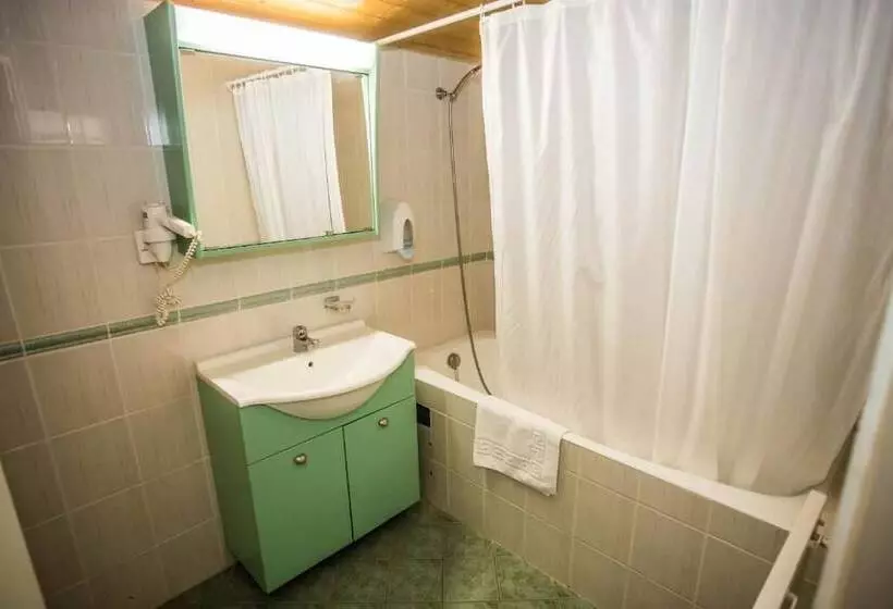 Szálloda Des Masques