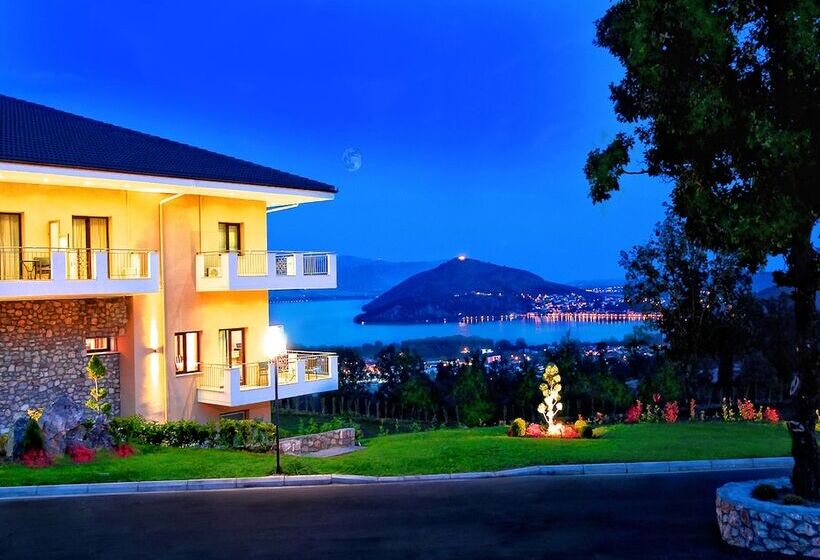 فندق Enastron View