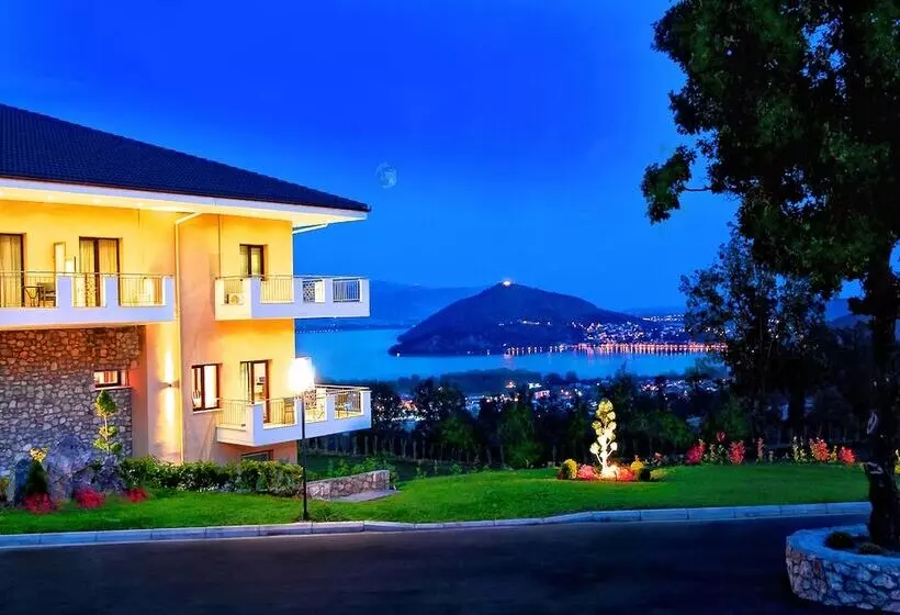 فندق Enastron View