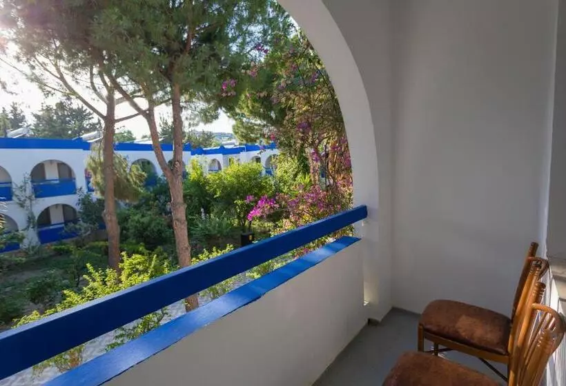 هتل Gumbet Anil Beach