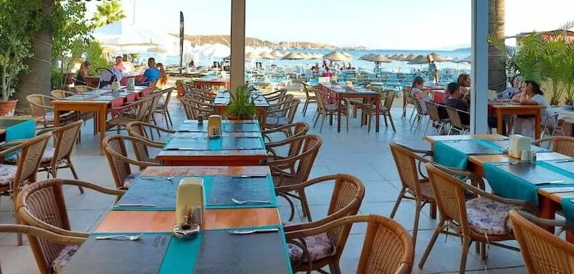 هتل Gumbet Anil Beach