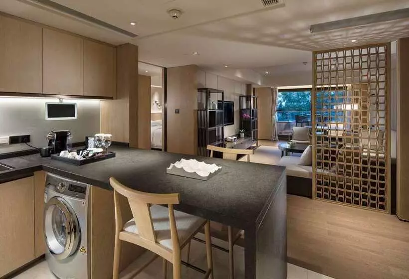 هتل Hilton Shenzhen Shekou Nanhai