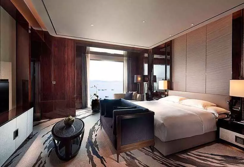 هتل Hilton Shenzhen Shekou Nanhai