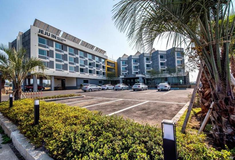 בית מלון כפרי Jeju In