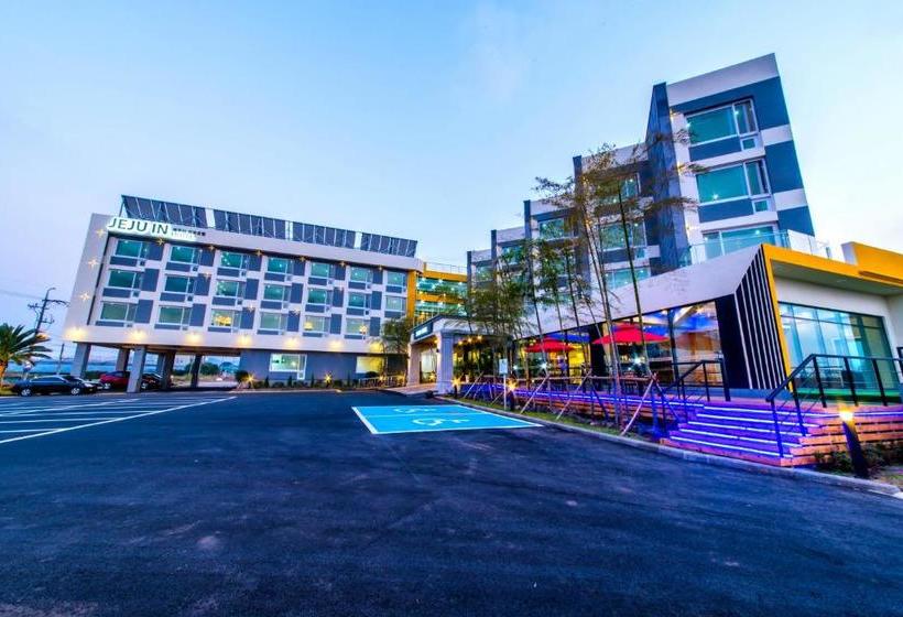 בית מלון כפרי Jeju In