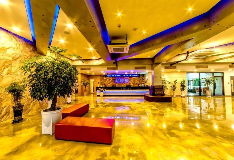 בית מלון כפרי Jeju In