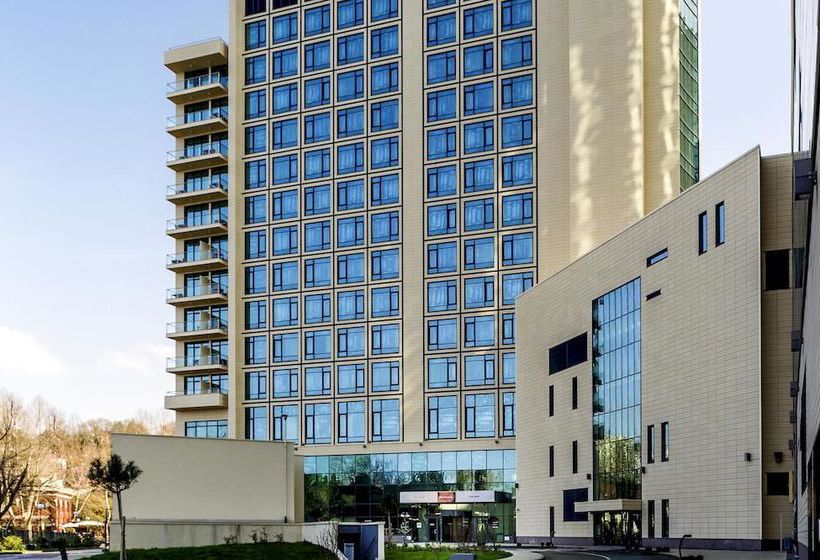 בית מלון כפרי Mercure Sochi Centre