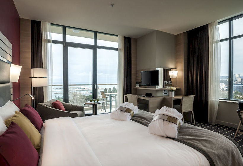 בית מלון כפרי Mercure Sochi Centre