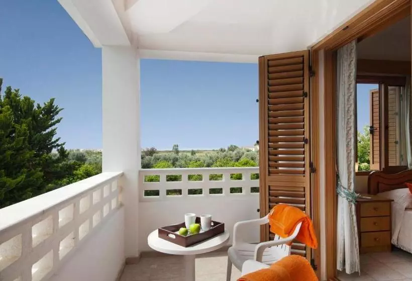 فندق Panareti Coral Bay Resort