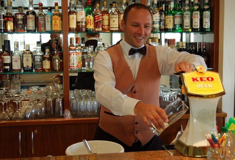 בית מלון כפרי Panareti Coral Bay Resort