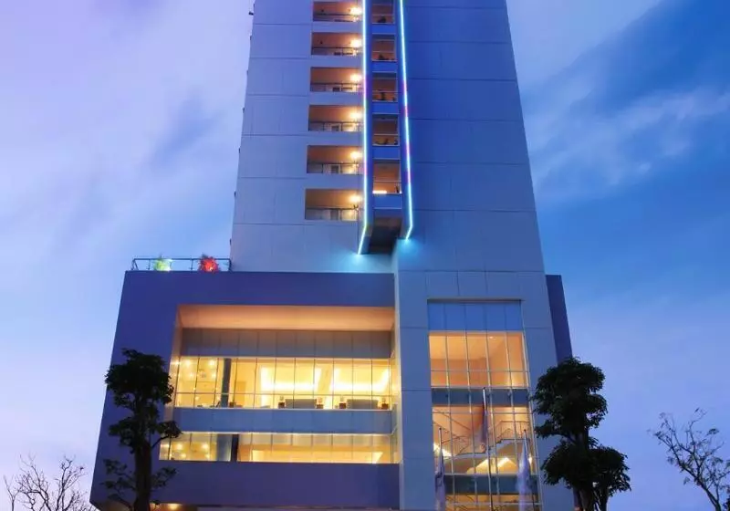 Hotel Swissbelinn Manyar