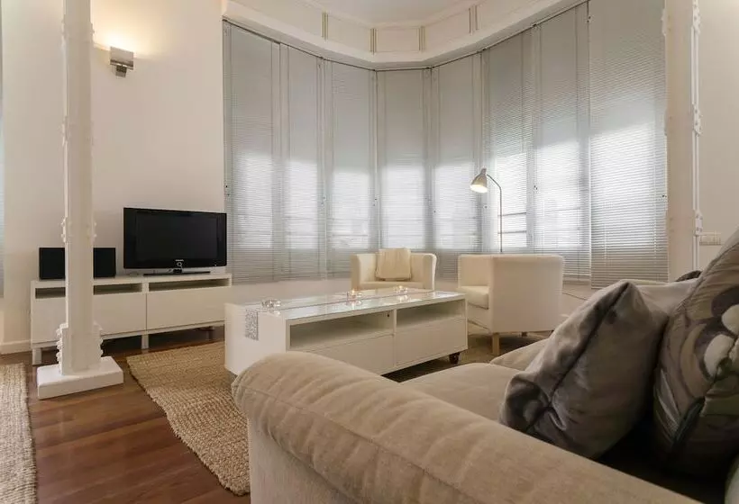 Marshall Apartments By Hoom