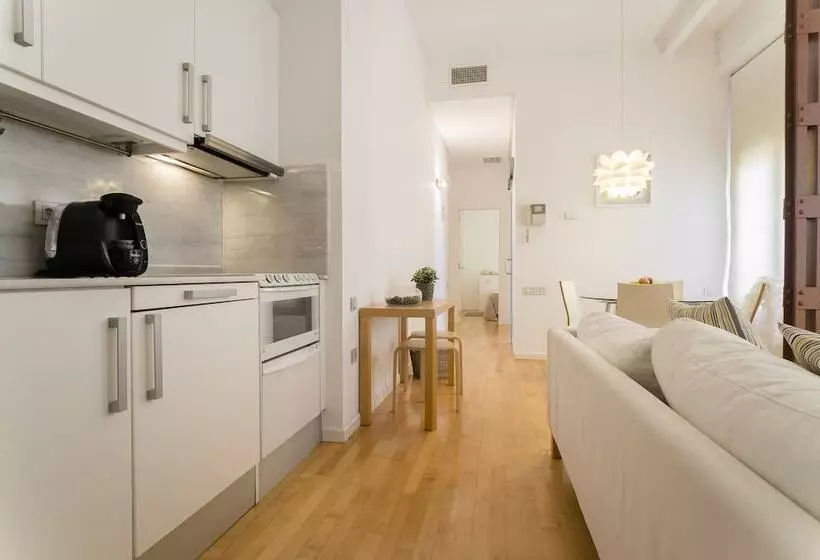 Marshall Apartments By Hoom