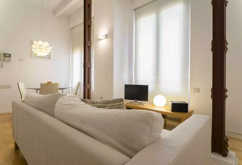 Marshall Apartments By Hoom