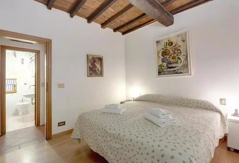 Novella E Giotto Apartments