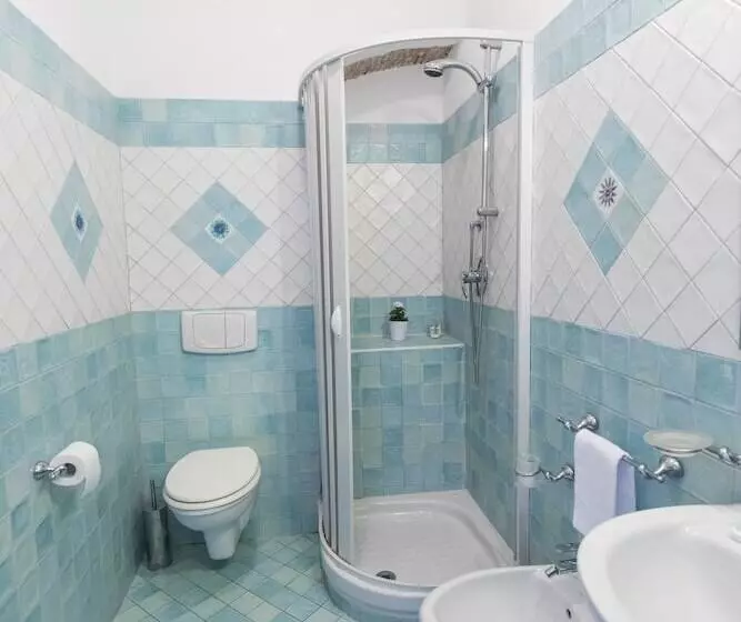 تختخواب و صبحانه Blu Tropea Maison