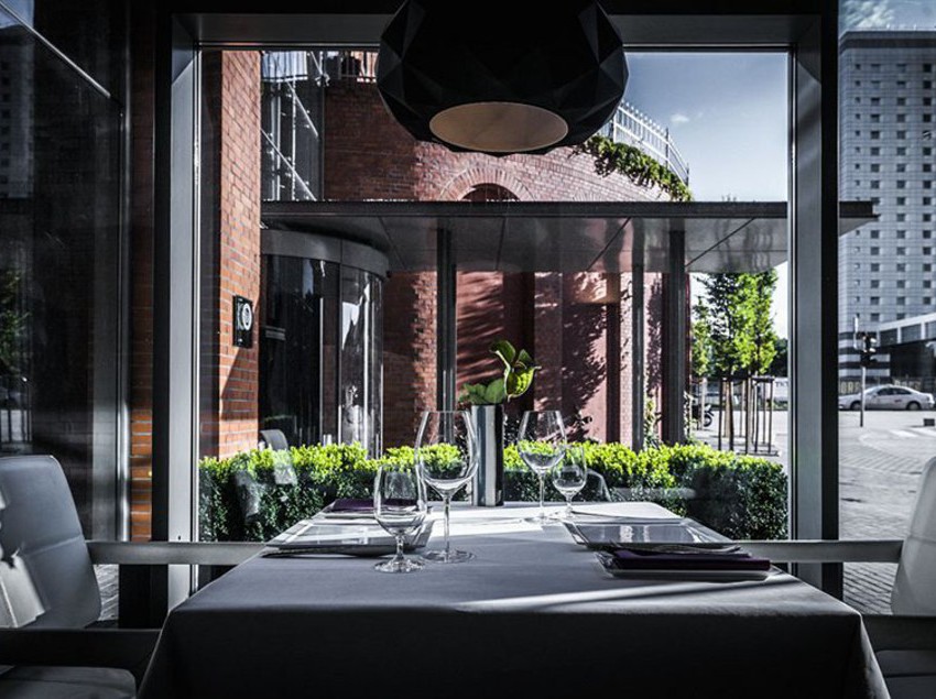 هتل Blow Up Hall 5050