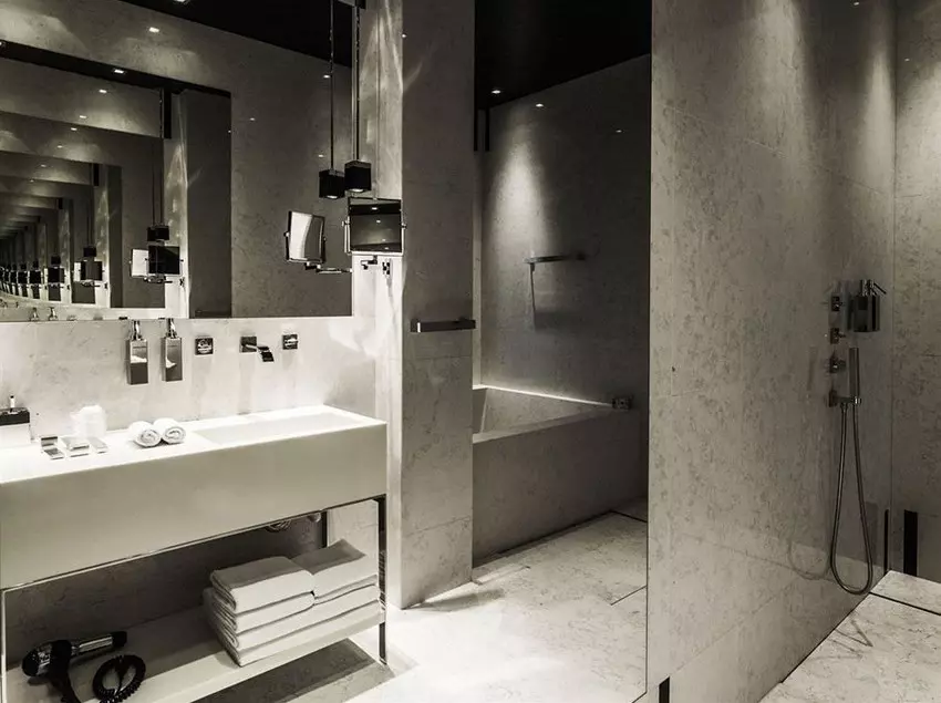 Hotelli Blow Up Hall 5050