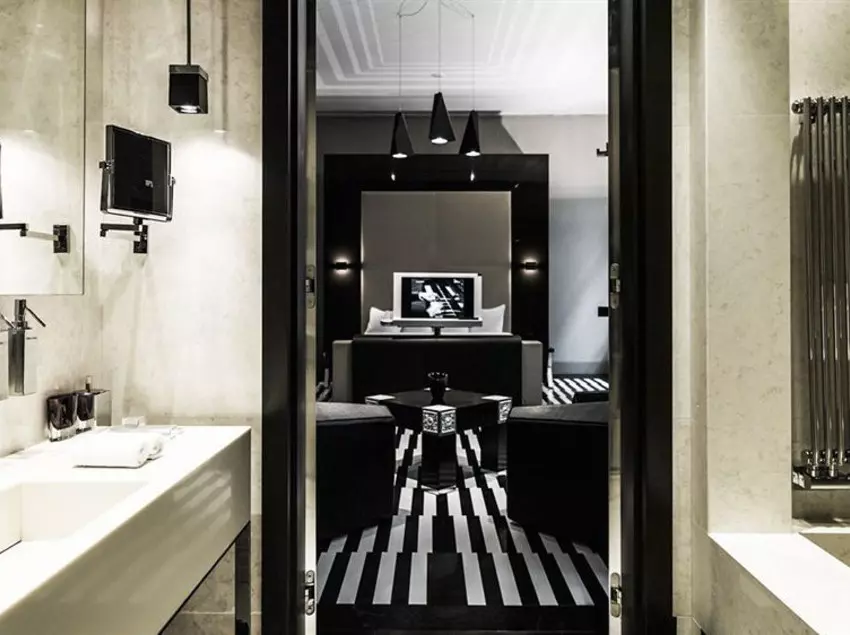 Hotelli Blow Up Hall 5050