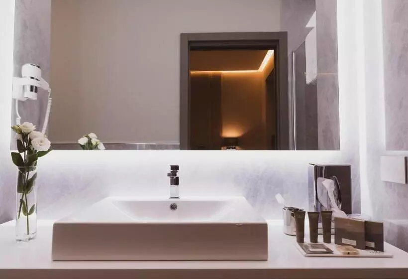 Callistos Hotel & Spa