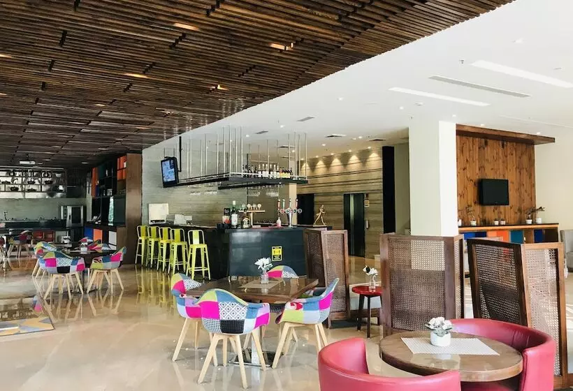 酒店 Golden Tulip Gurgaon Sector 29