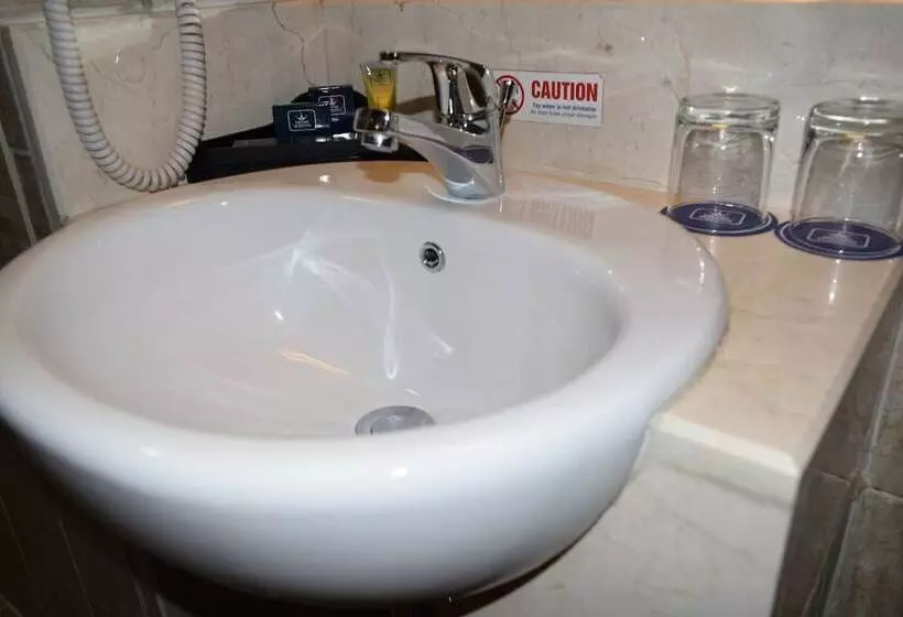 Отель Horison Grand Serpong