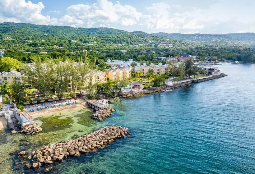 هتل Jewel Paradise Cove Adult Beach Resort & Spa