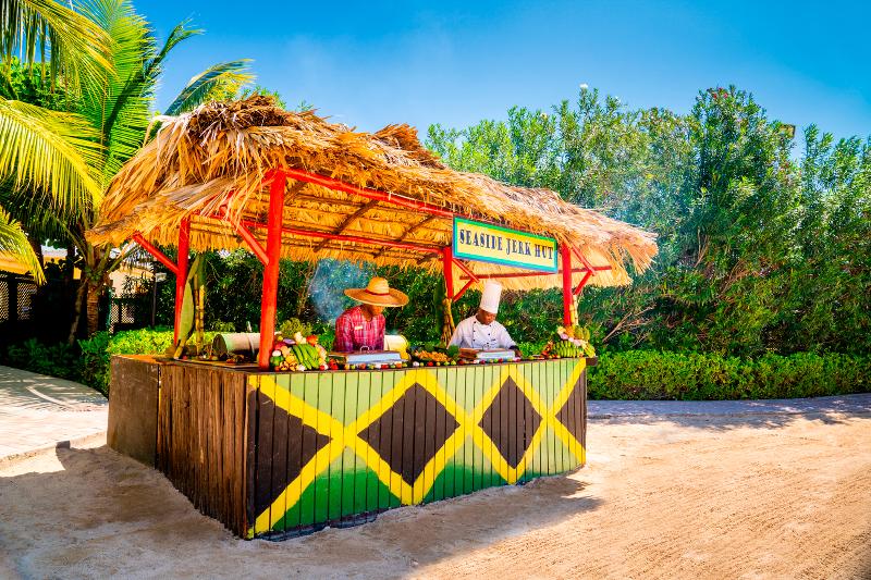 هتل Jewel Paradise Cove Adult Beach Resort & Spa