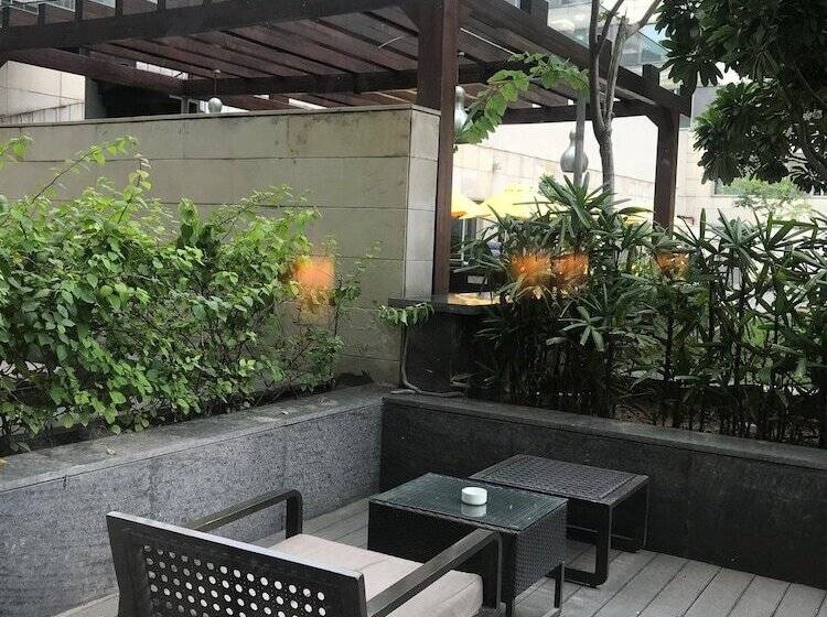 Jw Marriott Hotel New Delhi Aerocity