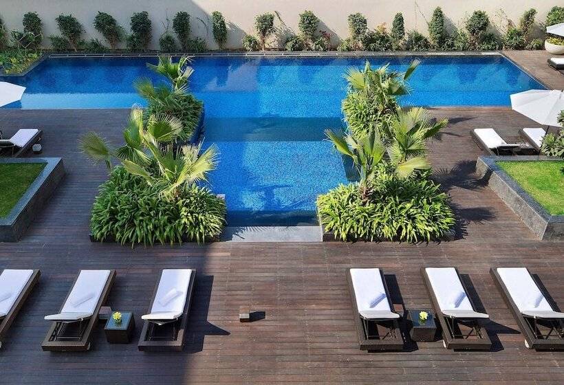 Jw Marriott Hotel New Delhi Aerocity